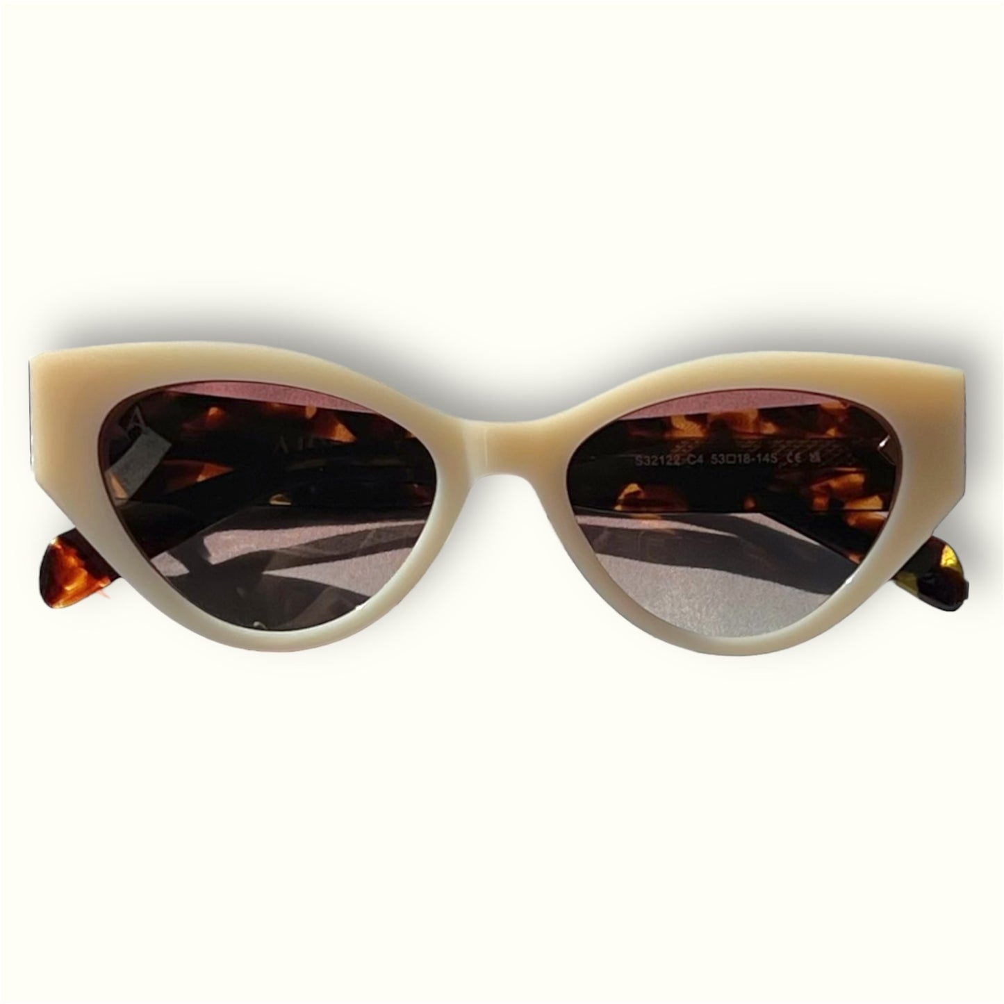 Socialite cat-eye Sunglases