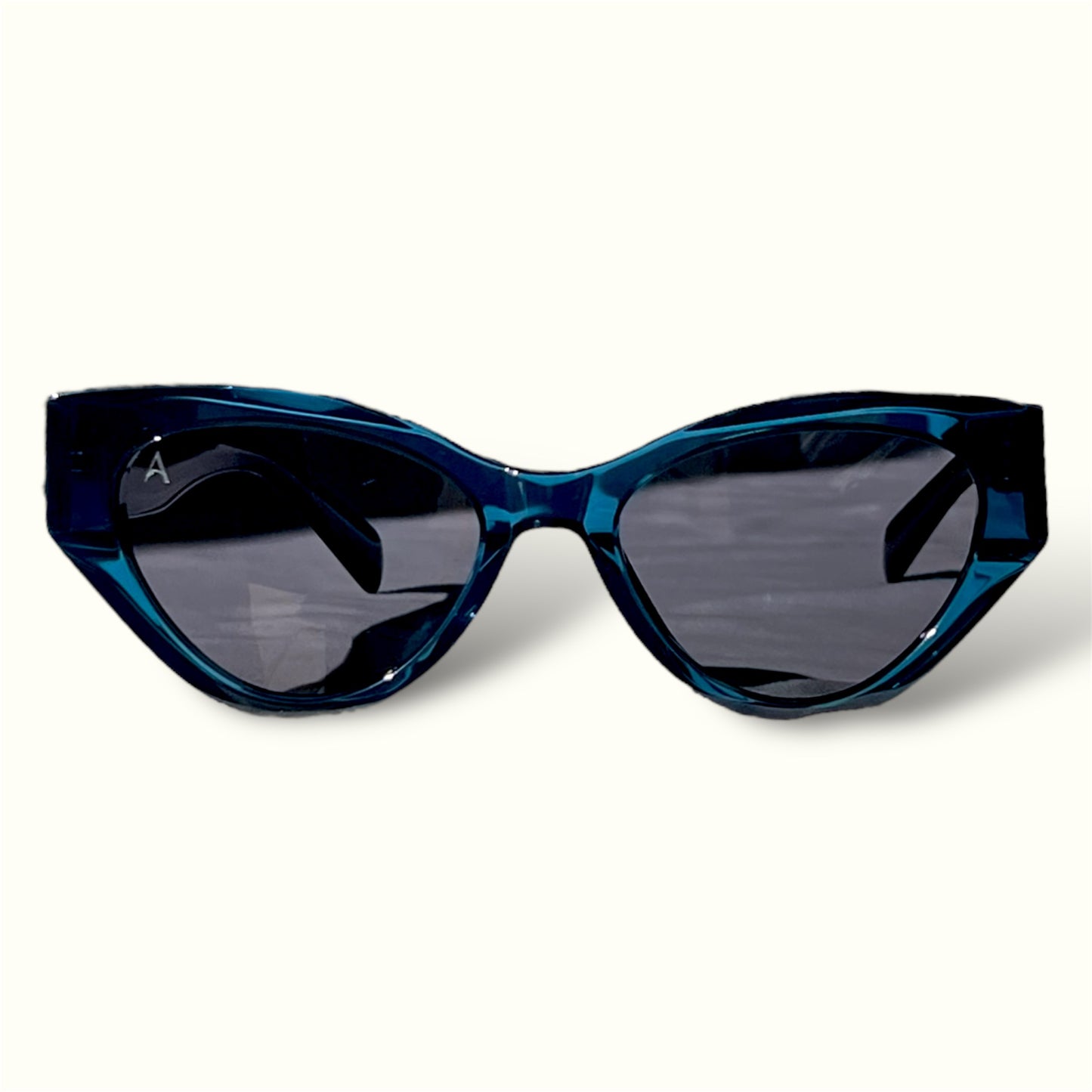 Socialite cat-eye Sunglases