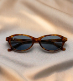 Sunglasses with tortoiseshell alfi eyewear 